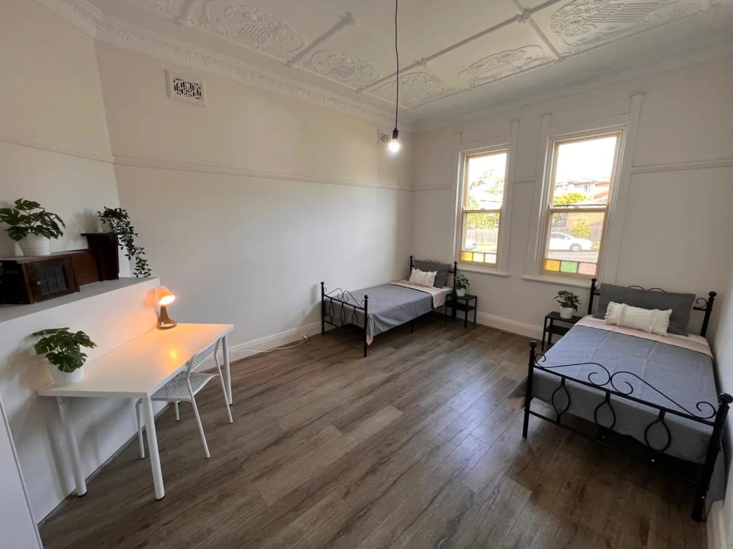 2 Rooms for Rent in Penshurst, Sydney 180, Furnis...