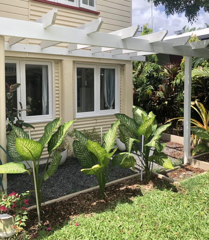 Granny Flat for Rent in Edge Hill, Cairns 350, Fu...