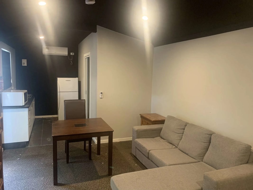 Student for Rent in Kingsbury, Melbour...