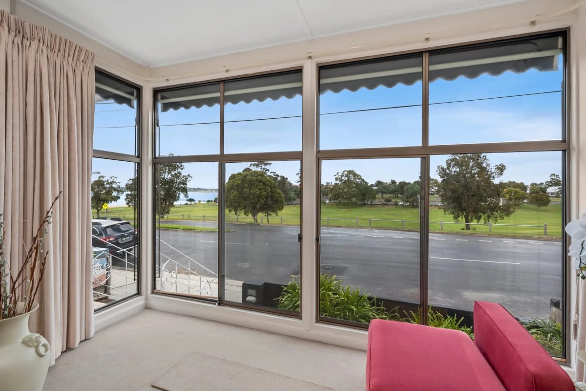 Whole Property for Rent in Rippleside, Geelong 55...