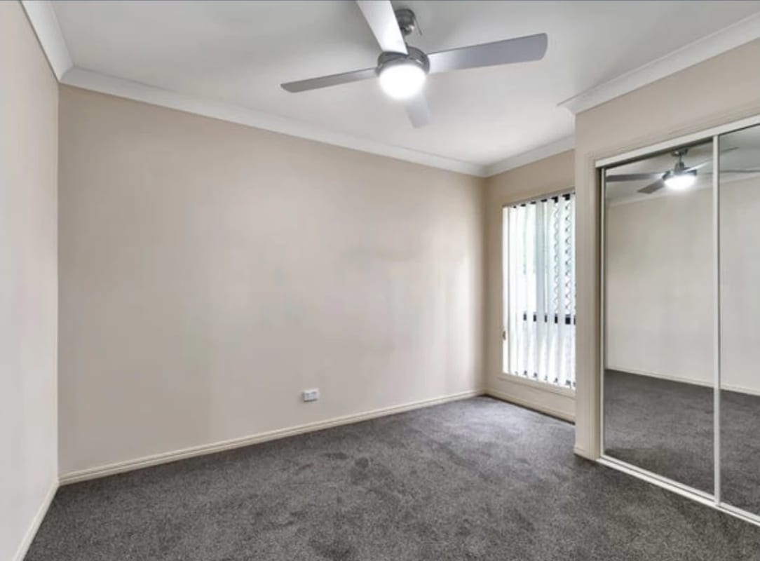 Room for Rent in Varsity Lakes, Gold Coast 200, U...