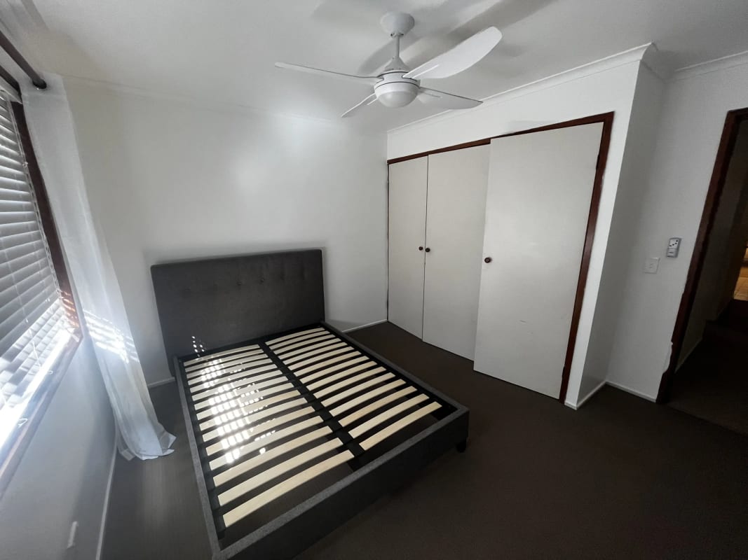 2 Rooms for Rent in Mount Warren Park, Brisbane 2...