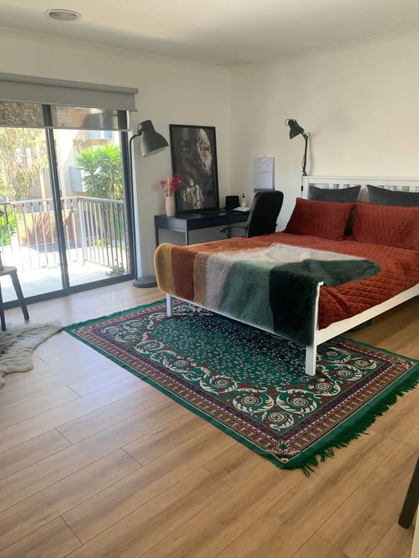 Room for Rent in Coburg, Melbourne 250, Unfurnish...
