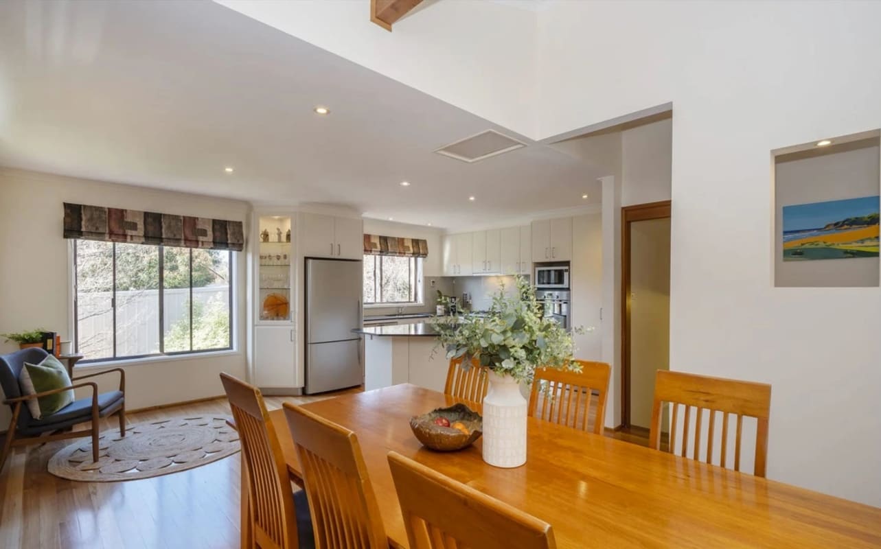 2 Rooms for Rent in Stirling, Canberra 220, Furni...