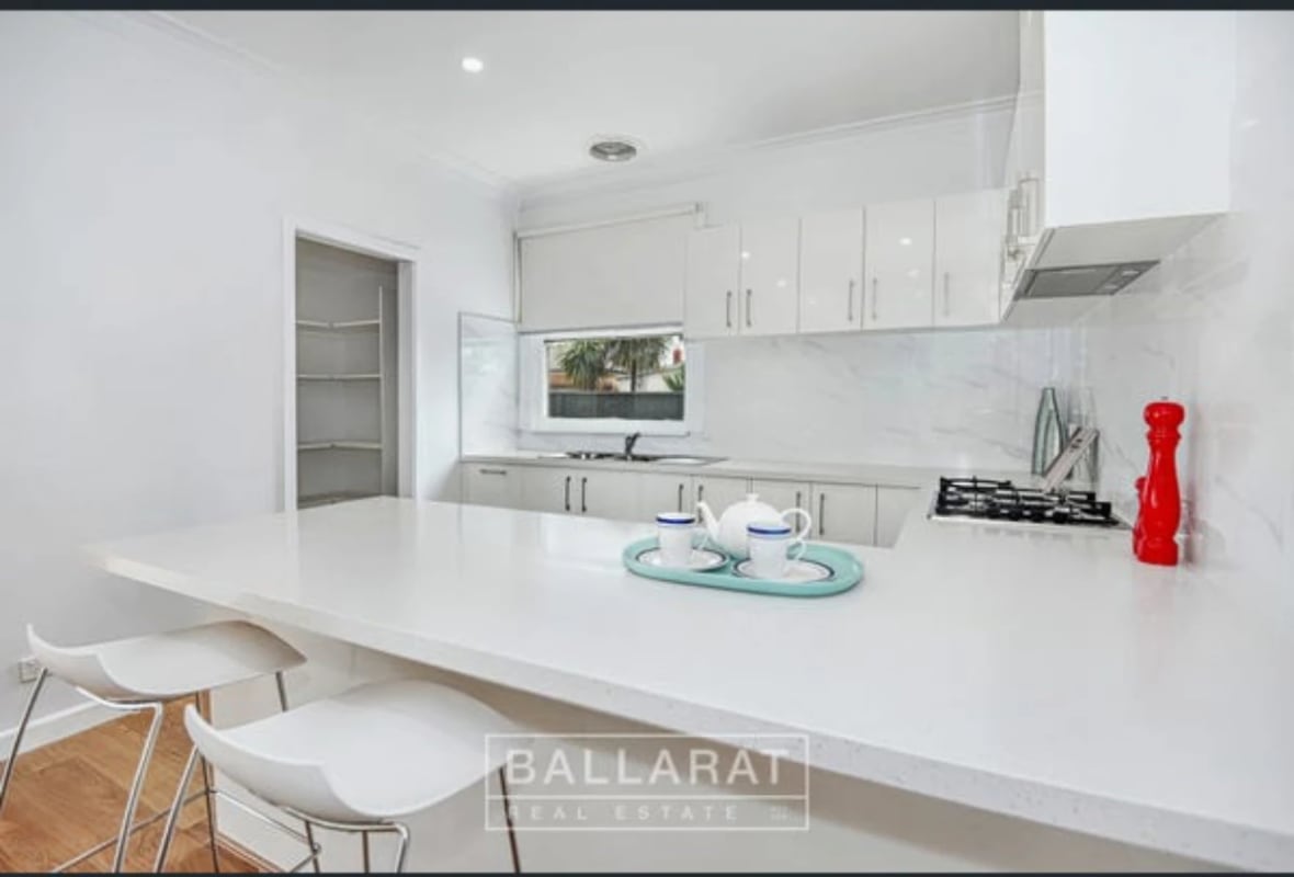 Room for Rent in Ballarat Central, VIC 222, Unfur...