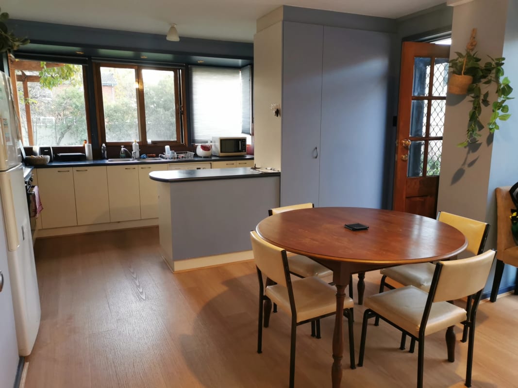 Room for Rent in Dickson, Canberra 240, Unfurnish...