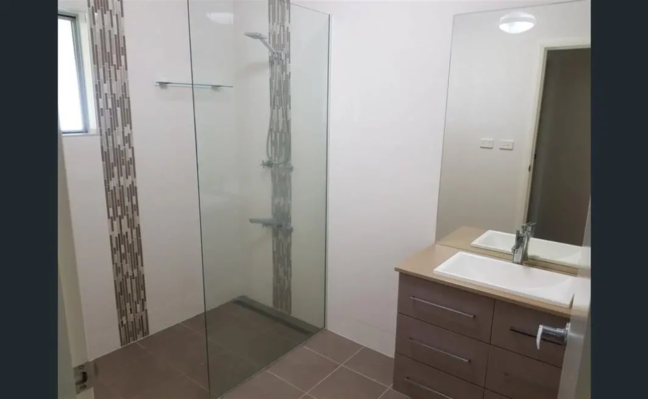 Room for Rent in Innisfail Estate, QLD 175, Unfur...