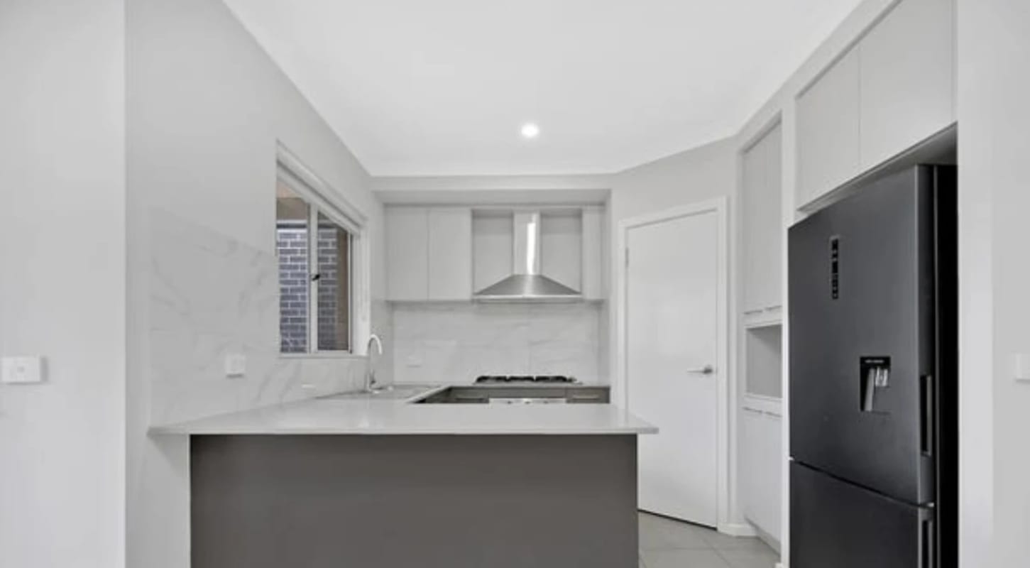 Room for Rent in Donnybrook, Melbourne 250, Furni...