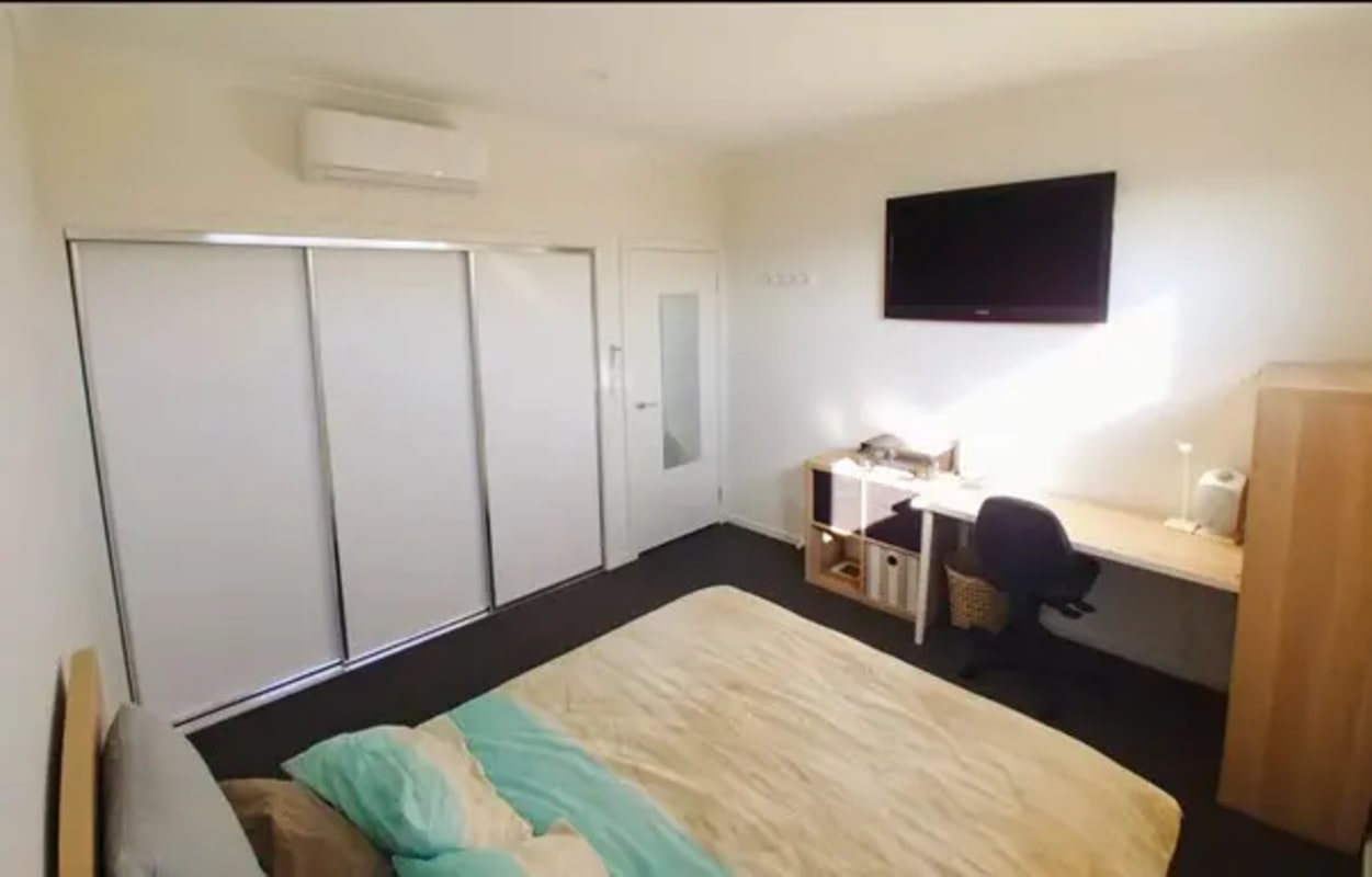 Room for Rent in Heidelberg, Melbourne 0, Furnish...