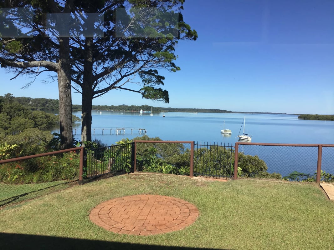 Room for Rent in MacLeay Island, Brisbane 160, Fl...