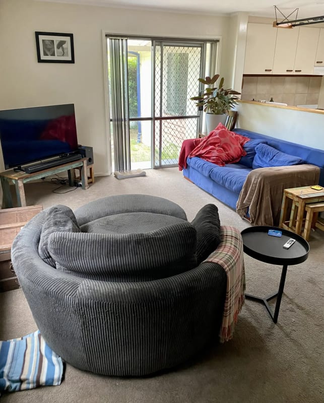 Room for Rent in Holt, Canberra 350, Unfurnished,...