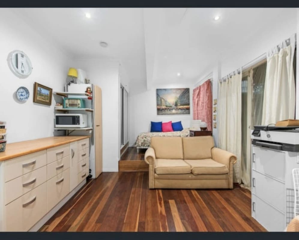 Room for Rent in Dutton Park, Brisbane 300, Flexi...