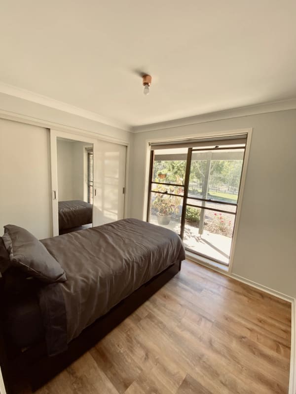 Room for Rent in East Toowoomba, QLD 220, Furnish...
