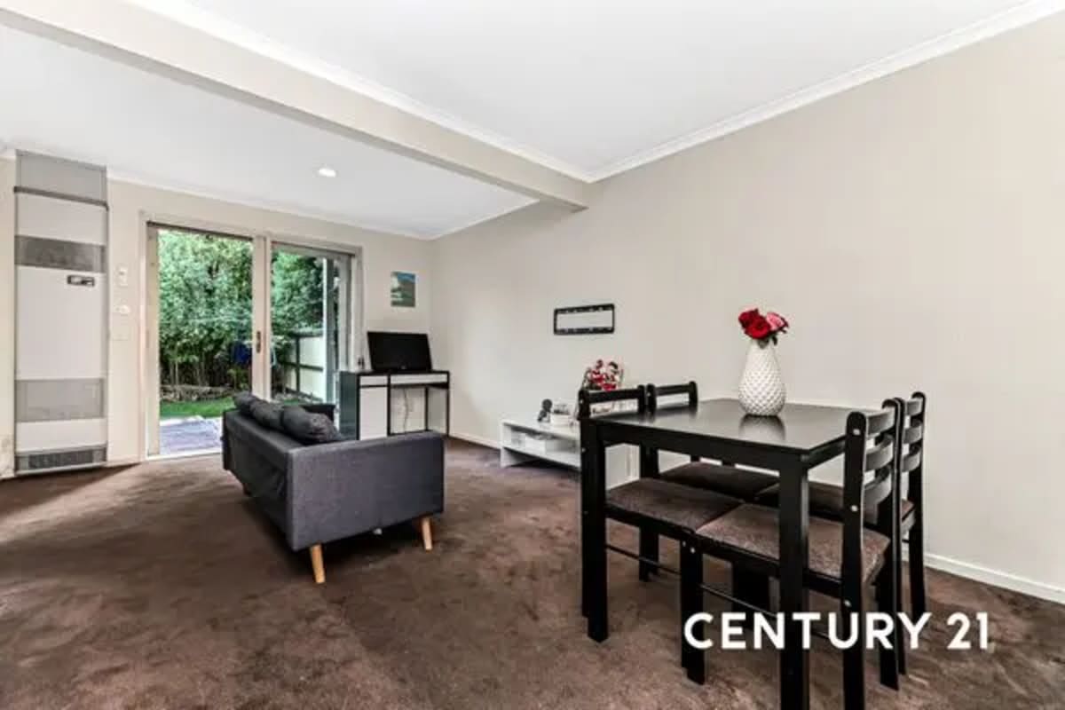 Student for Rent in Clayton, Melbourne...