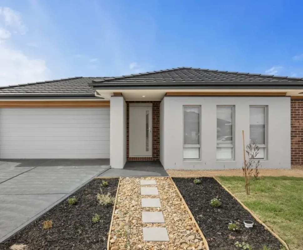 Room for Rent in Werribee, Melbourne 160, Unfurni...