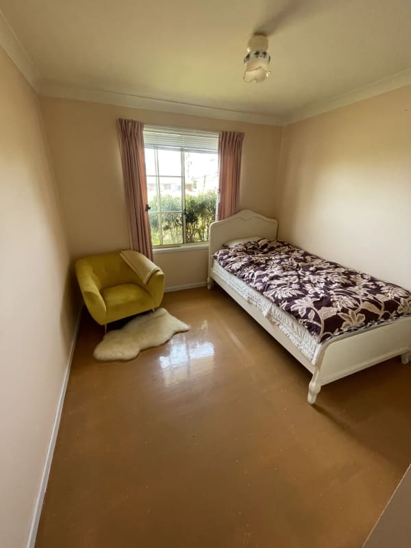 Room for Rent in Nowra, NSW 250, Furnished, Share...