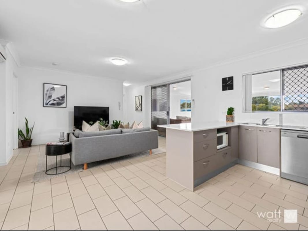 Room for Rent in Chermside, Brisbane 300, Unfurni...