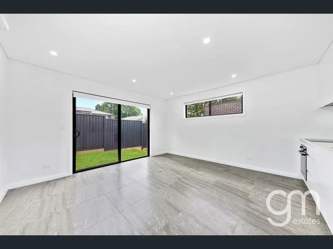 Granny Flat for Rent in Campbelltown, Sydney 400,...