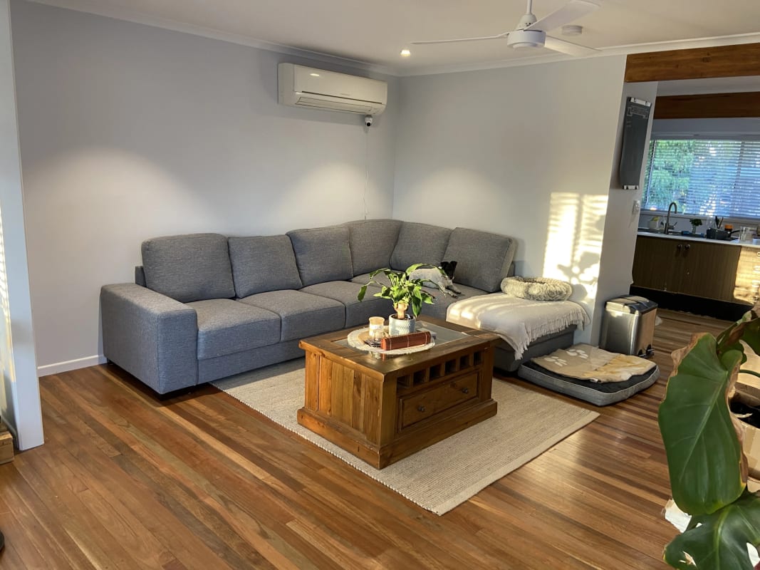 Room for Rent in Tingalpa, Brisbane 300, Unfurnis...