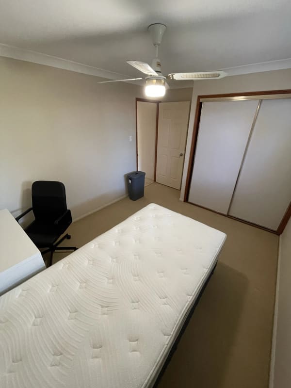 Room for Rent in Forest Lake, Brisbane 212, Furni...