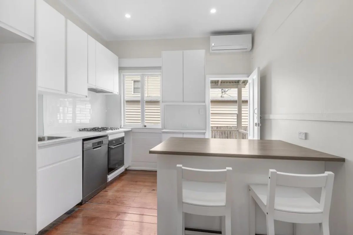 Whole Property for Rent in Woolloongabba, Brisbane