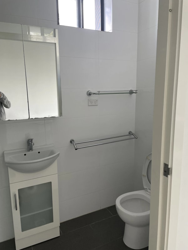 Shared Room for Rent in Greenwich, Sydney 200, Fl...