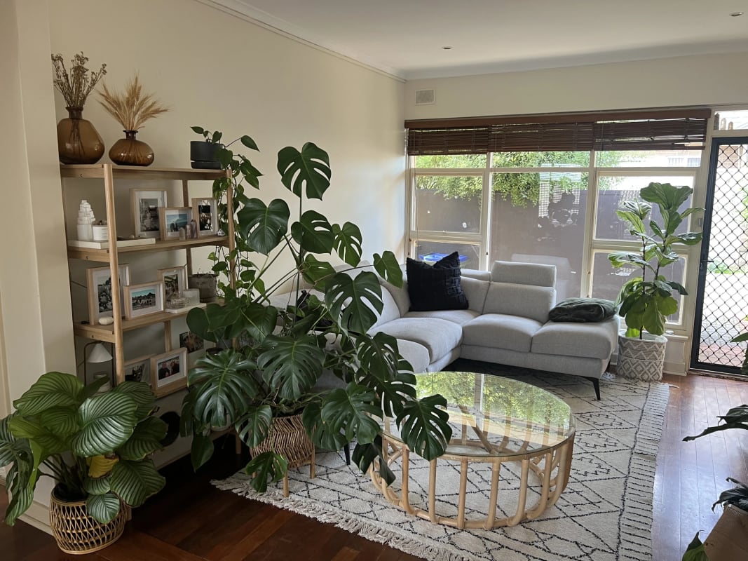 Room for Rent in Henley Beach, Adelaide 200, Unfu...