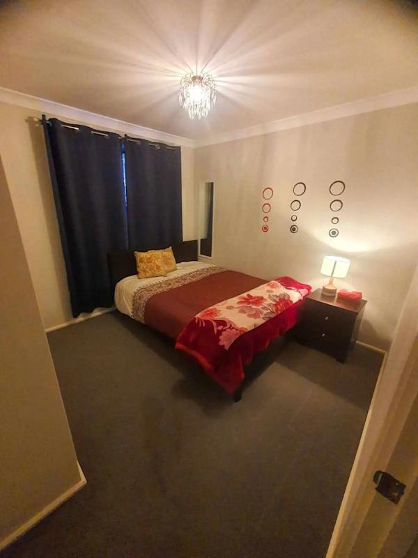 Room for Rent in Ropes Crossing, Sydney | $250, Furn... | Flatmates.com.au