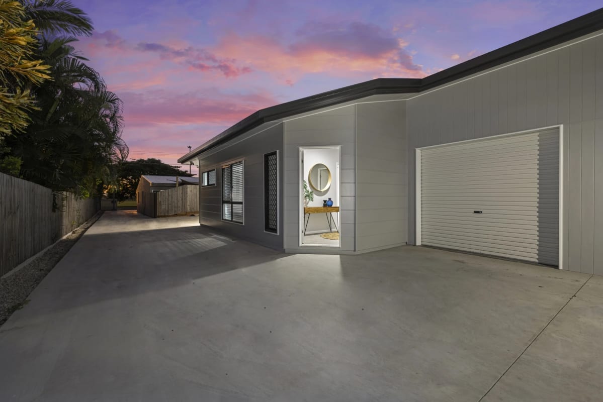 Room for Rent in West End, Townsville 290, Furnis...