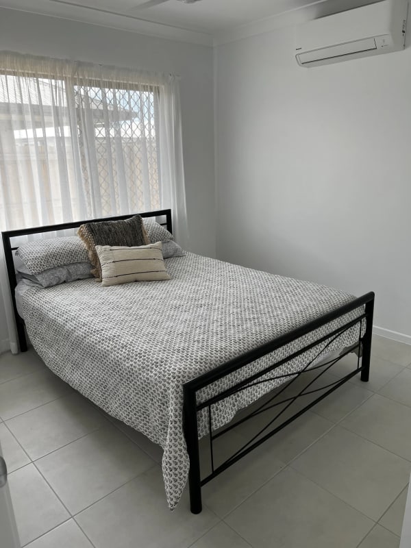 Room for Rent in Smithfield, Cairns 300, Furnishe...