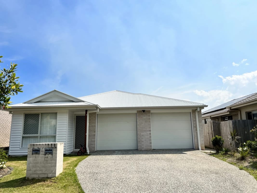 Student for Rent in Coomera, Gold Coas...