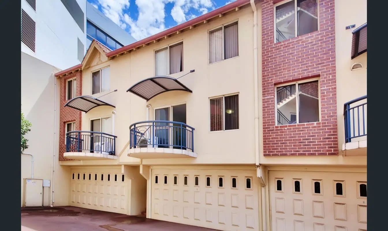 Room for Rent in Perth, Perth 300, Furnished, Sha...