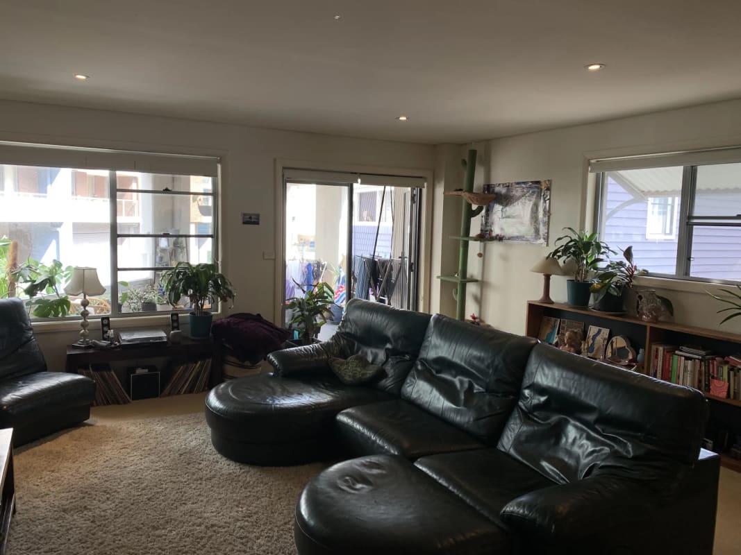 Room for Rent in Newcastle West, Newcastle 250, U...