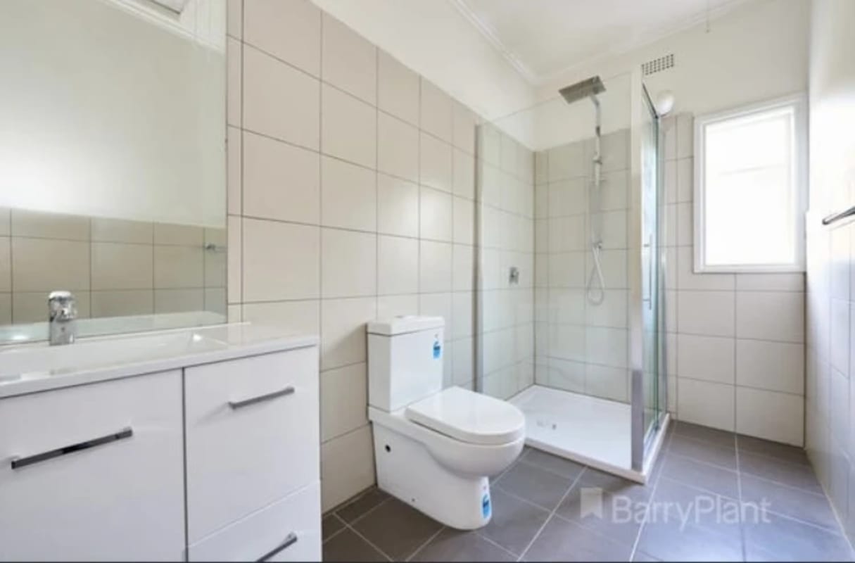 Room for Rent in Noble Park, Melbourne 250, Unfur...