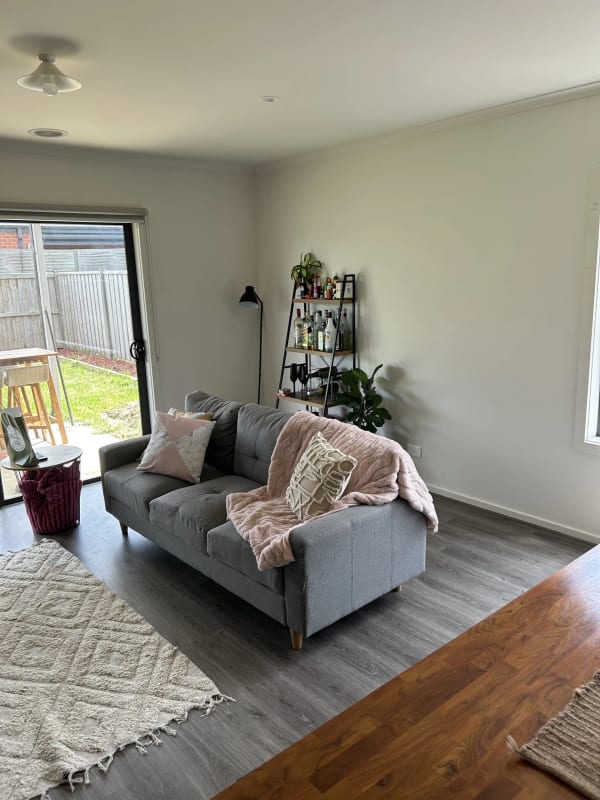 Room for Rent in Armstrong Creek, VIC 130, Unfurn...