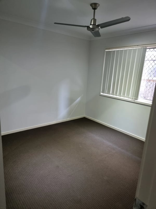 Room for Rent in Oxley, Brisbane 300, Unfurnished...