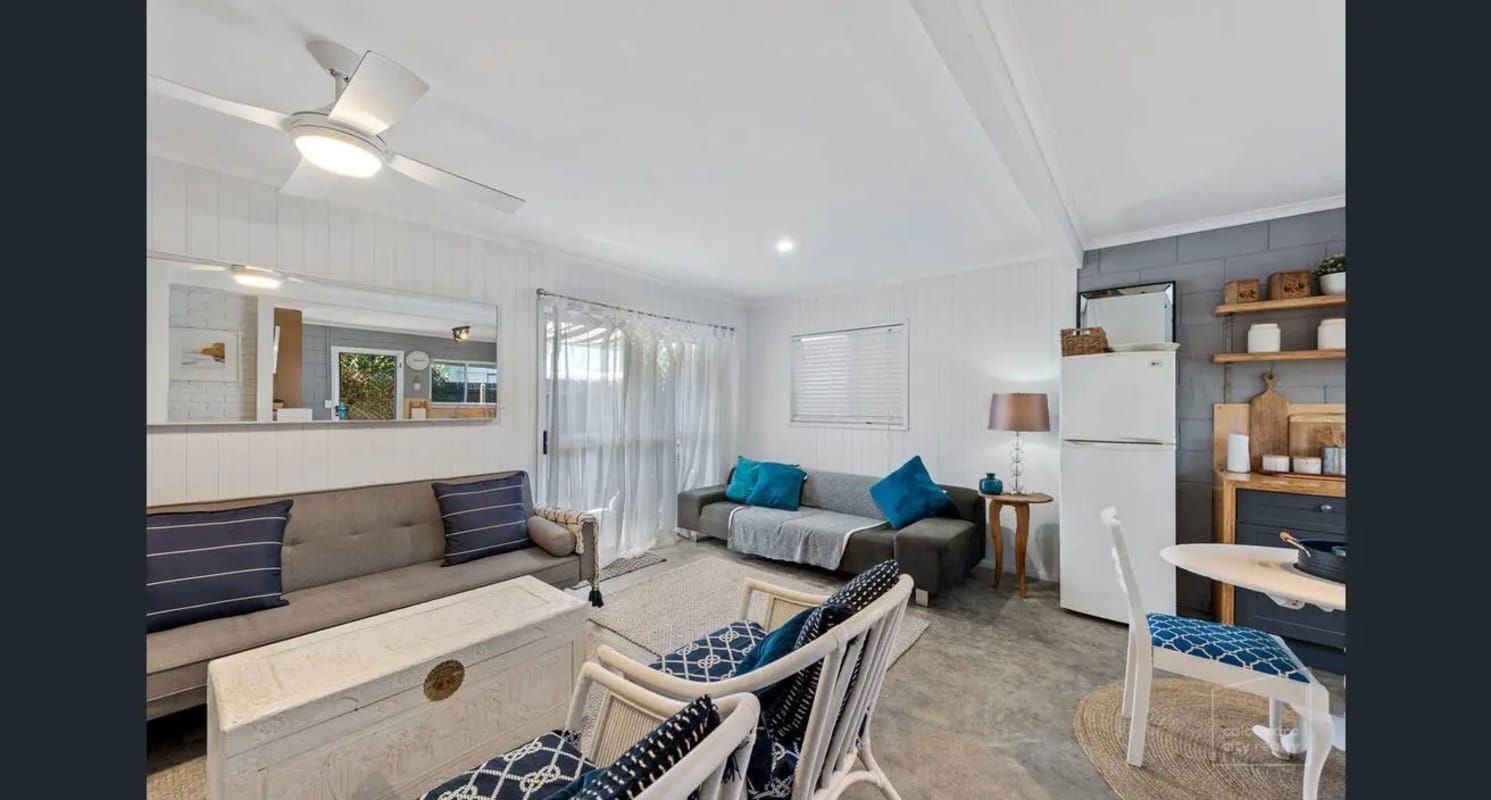 Whole Property for Rent in Moffat Beach, Sunshine Co...