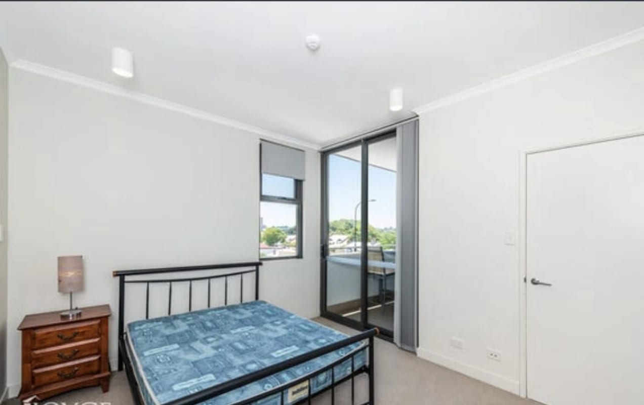 Room for Rent in Perth, Perth 240, Unfurnished, E...