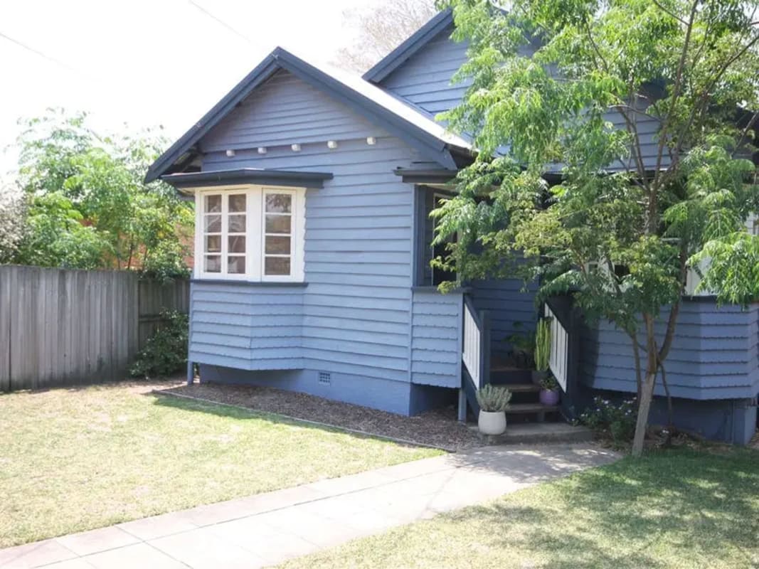 Room for Rent in Cannon Hill, Brisbane 200, Unfur...