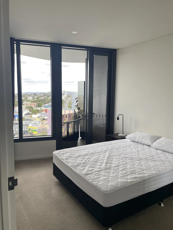Room for Rent in Woolloongabba, Brisbane 400, Fur...
