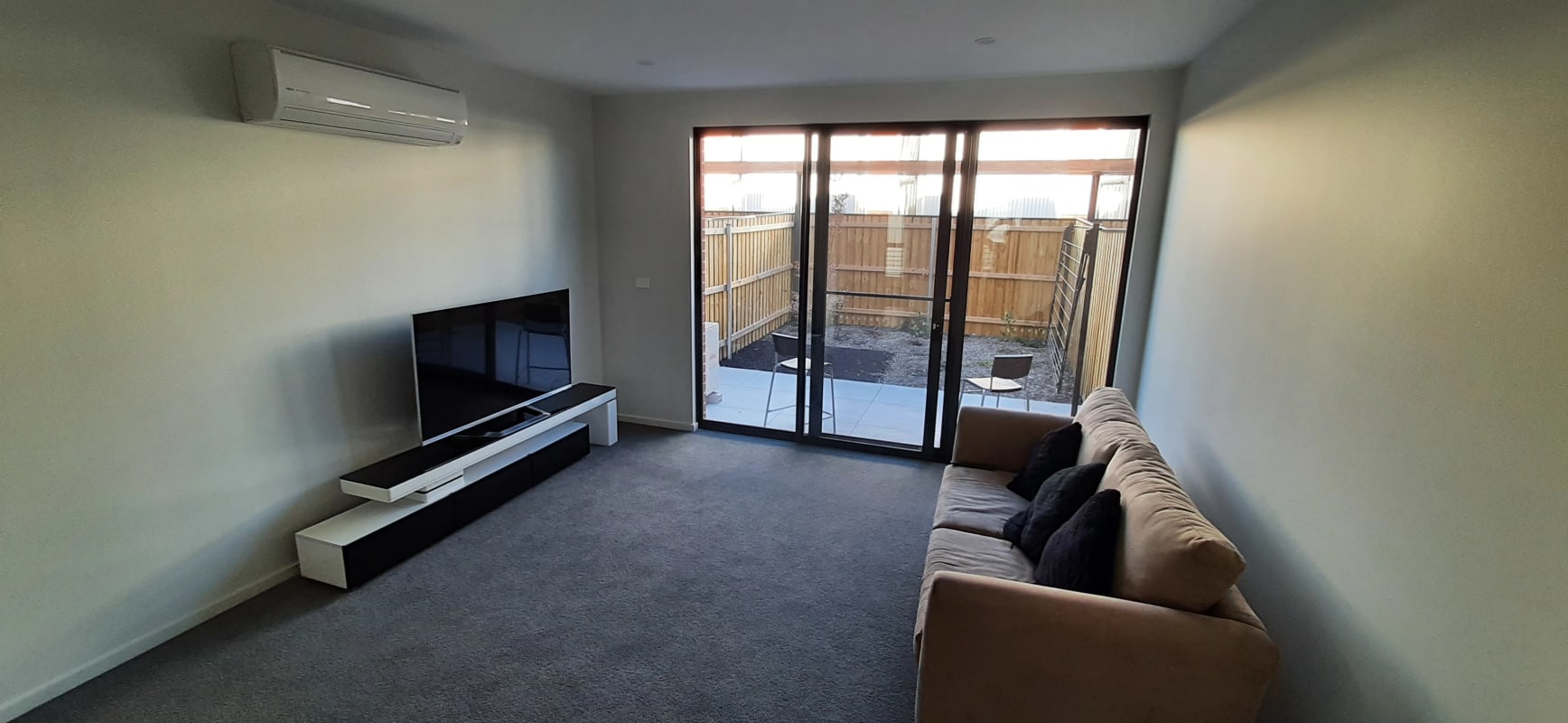 Room for Rent in Coombs, Canberra 650, Unfurnishe...