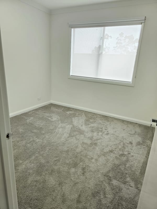 2 Rooms for Rent in Truganina, Melbourne 200, Unf...