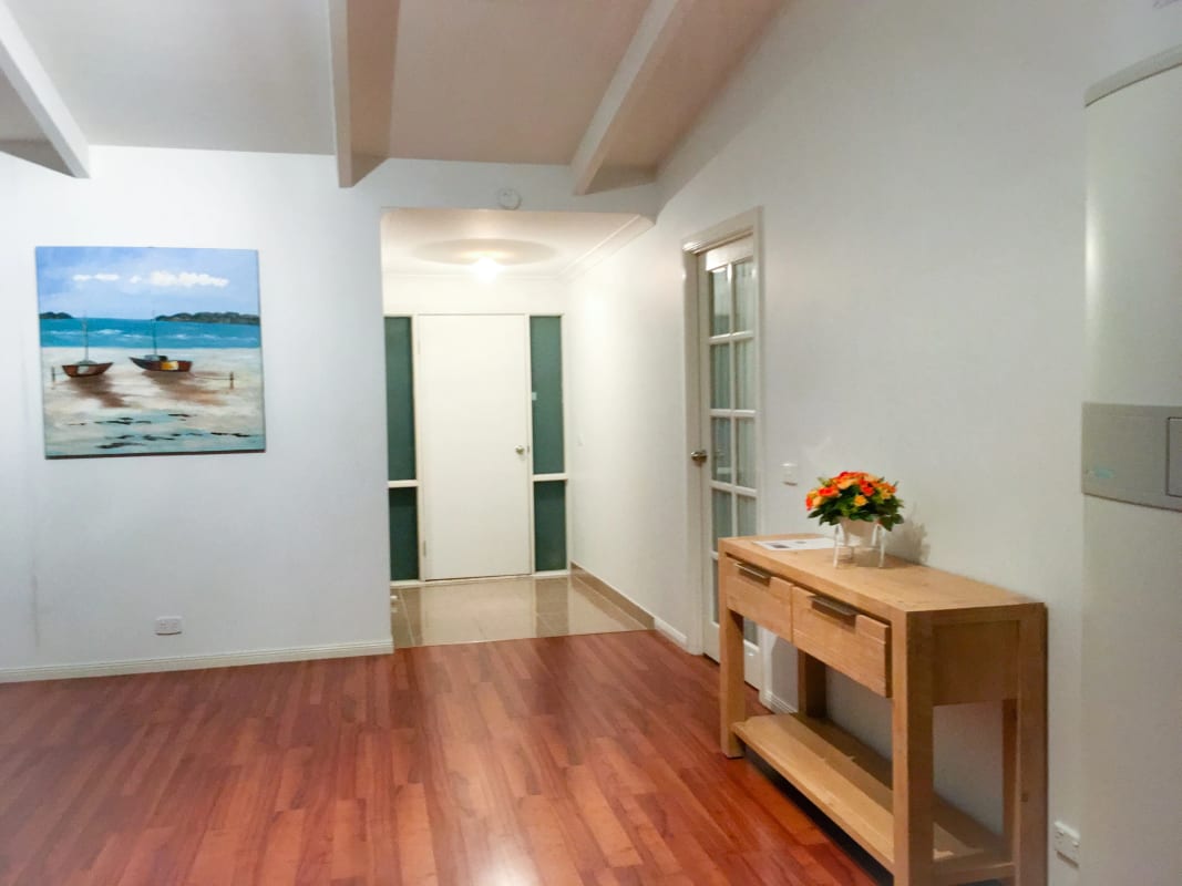 Room for Rent in Seaford, Melbourne 200, Furnishe...