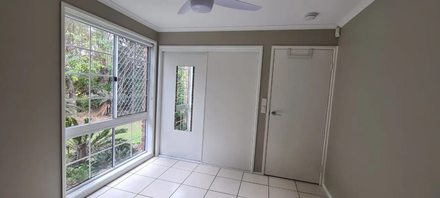 Room for Rent in Riverhills, Brisbane 190, Furnis...