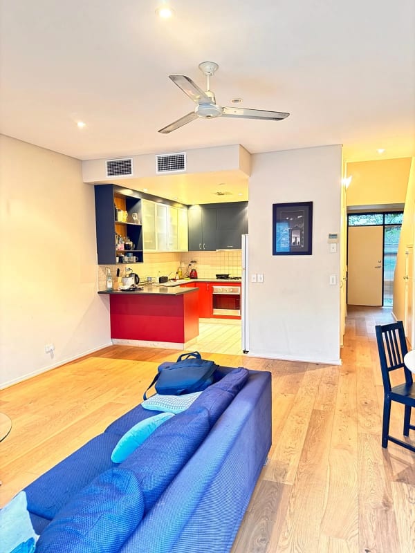 Room for Rent in Adelaide, Adelaide 310, Furnishe...