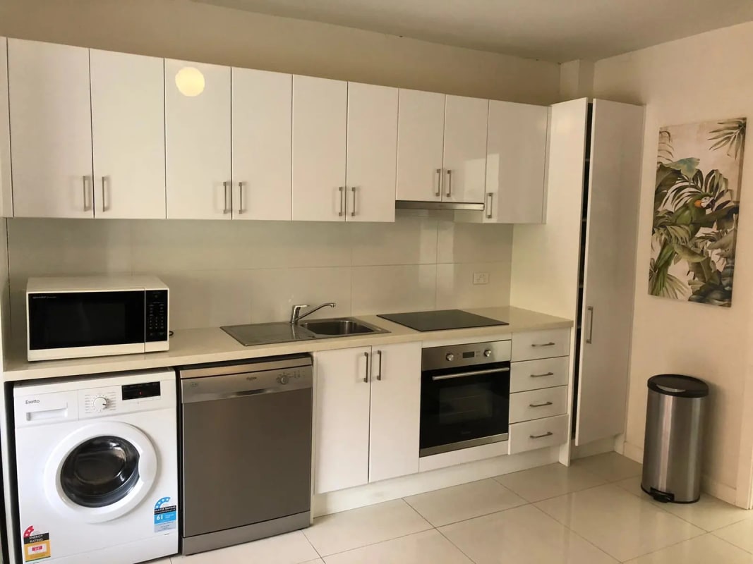 One Bed Flat For Rent In Blessington Street Saint Kilda