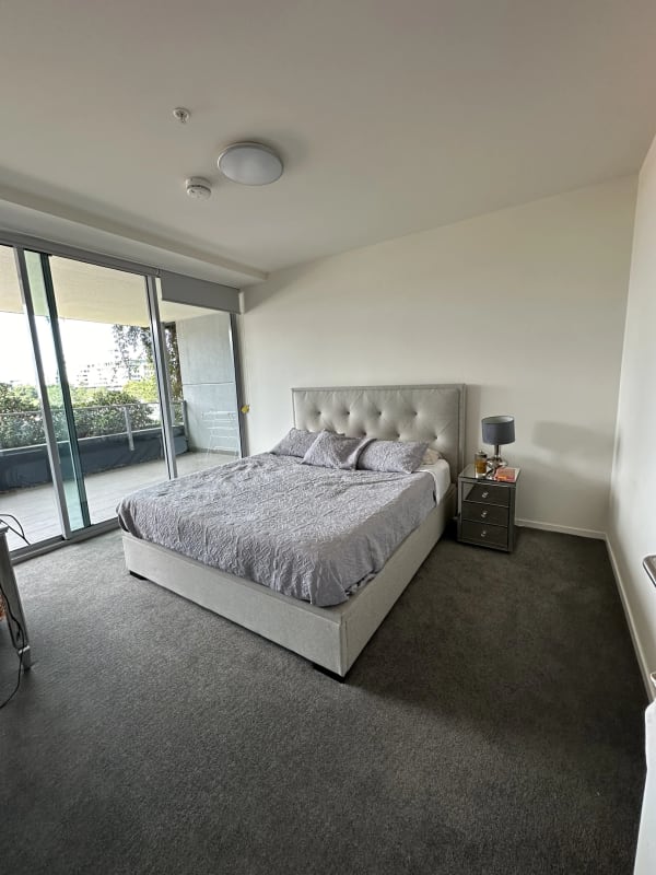 Room for Rent in Newstead, Brisbane 370, Furnishe...