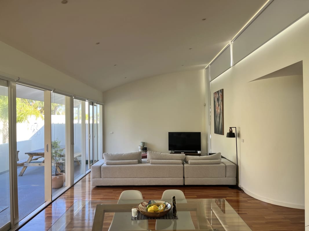 Room for Rent in Elwood, Melbourne 400, Furnished...