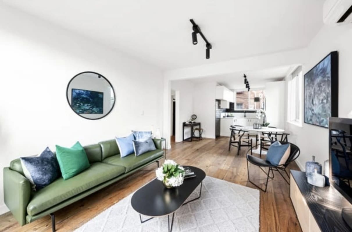 Room for Rent in Collingwood, Melbourne 300, Unfu...