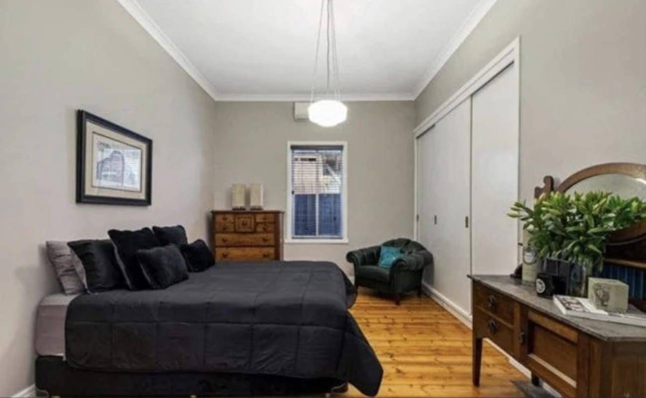 Room for Rent in Kingsville, Melbourne 200, Unfur...